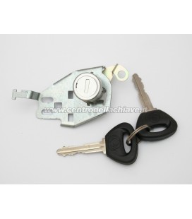 serratura porta destra Mazda - GB2L76210B